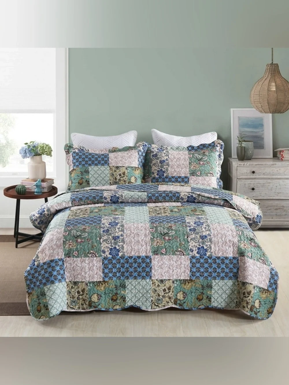 Patchwork Floral Queen 3 piece Quilt Set - Green & Blue